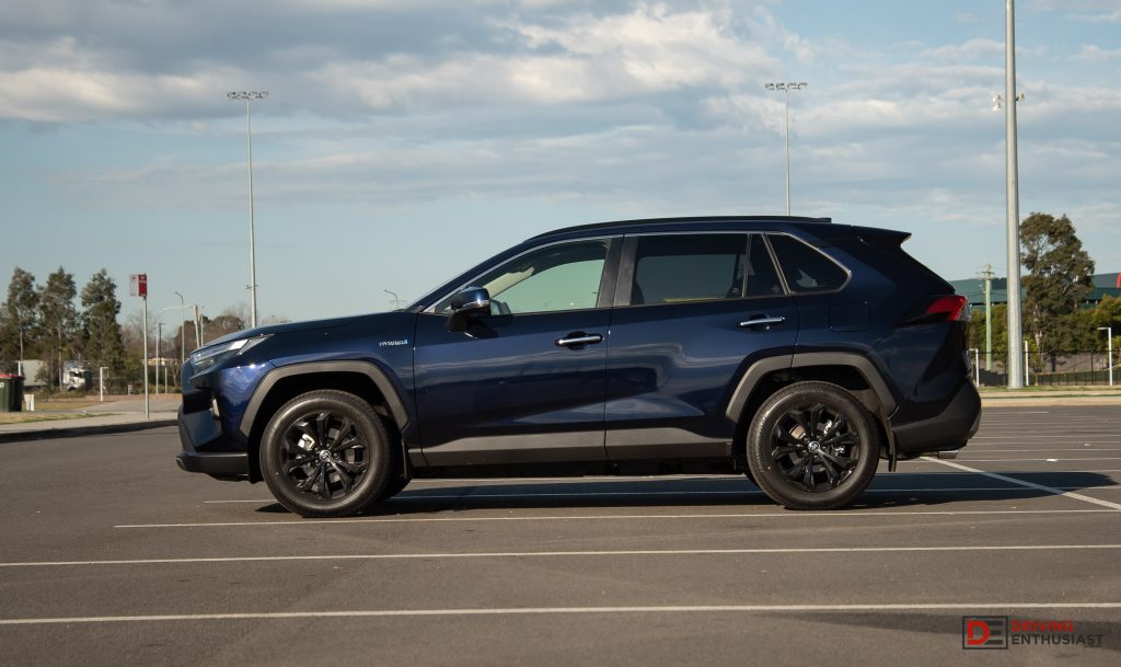 2023 Toyota RAV4 Cruiser Hybrid review (video) | Driving Enthusiast
