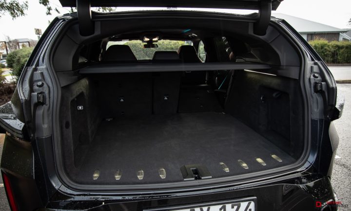 2024 BMW XM Label Red Edition-boot