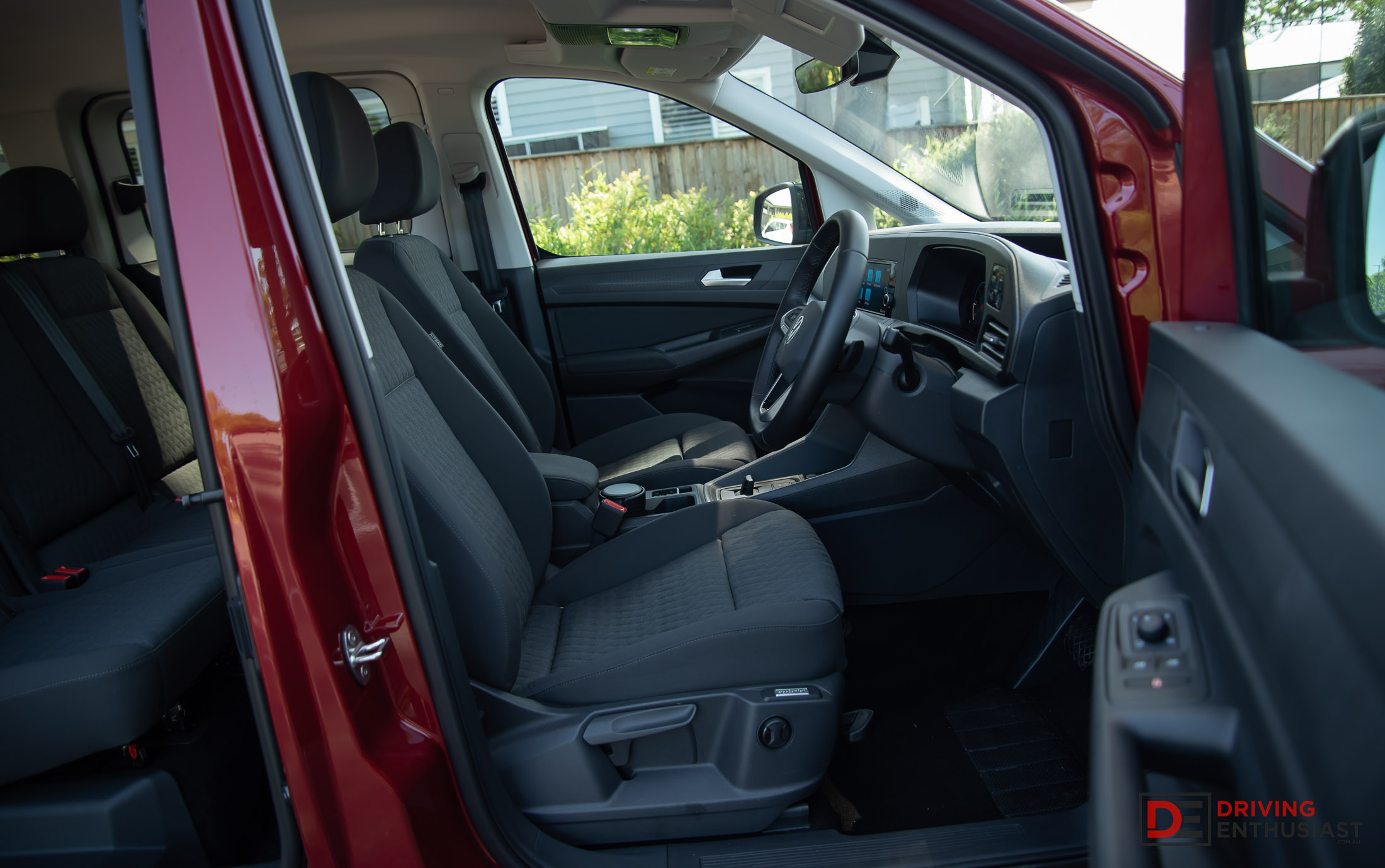 2025 Volkswagen Caddy Maxi Review video Driving Enthusiast