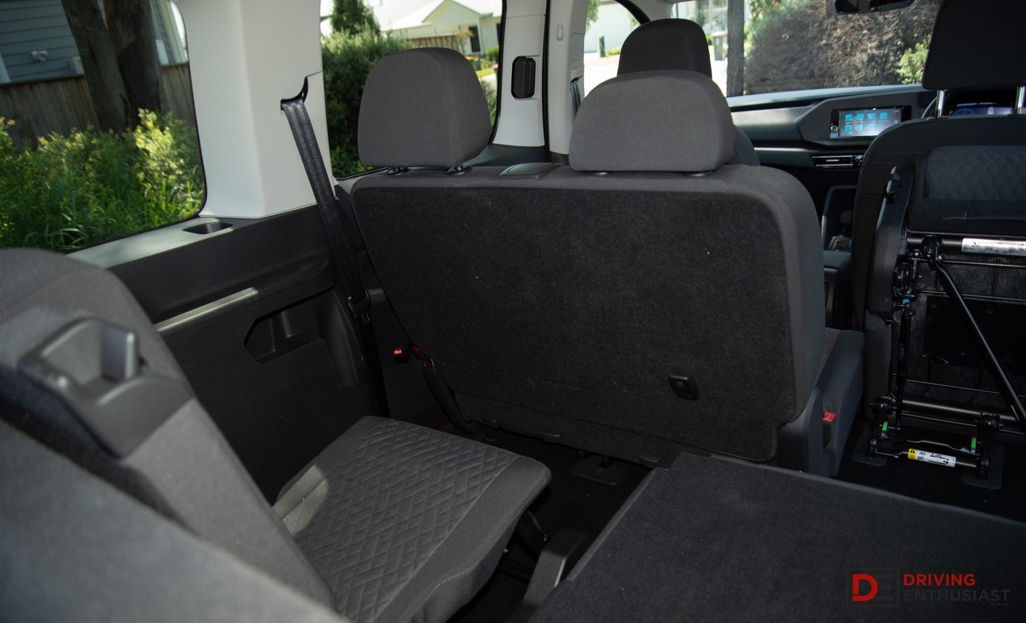 2025 Volkswagen Caddy Maxi review (video) | Driving Enthusiast