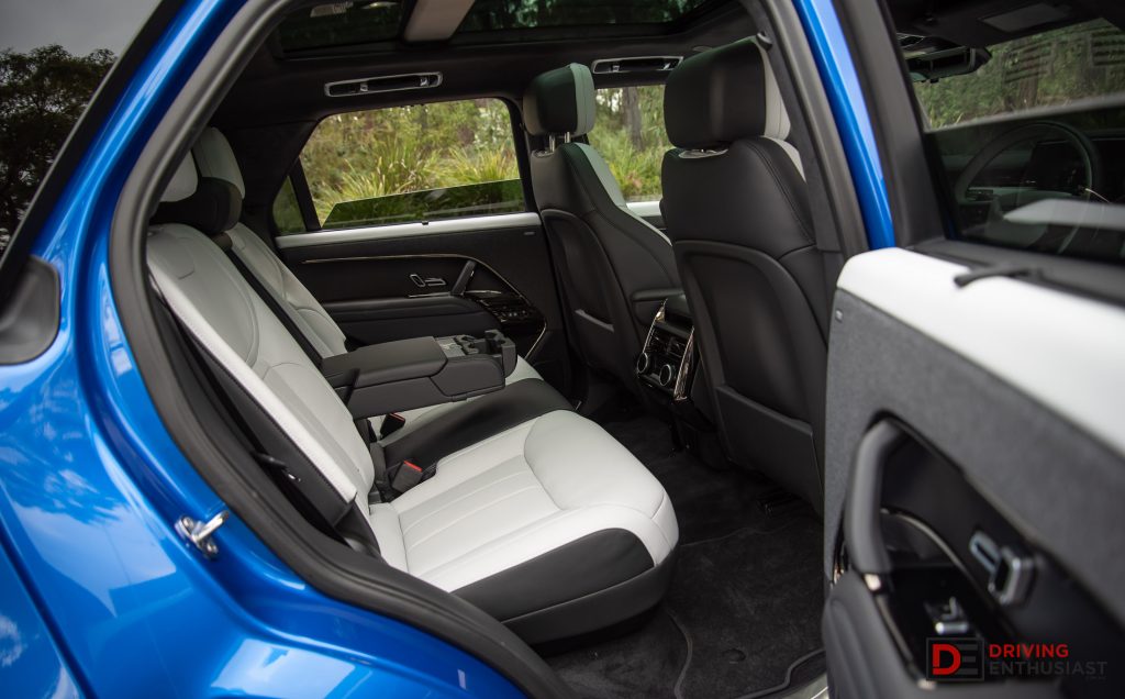 2025 Range Rover Sport P460e-rear seats