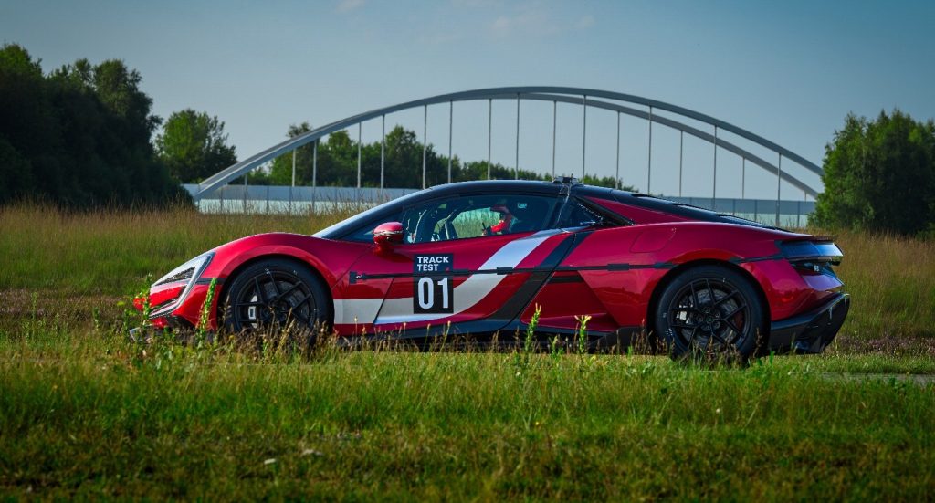 Yangwang U9 Track Edition - side