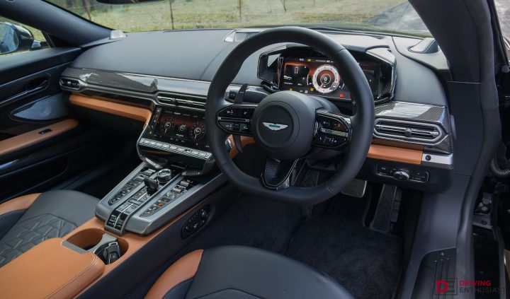 2025 Aston Martin Vanquish-interior