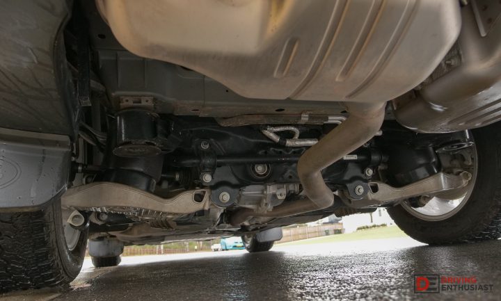 2025 Land Rover Defender 130 D350 SE-rear suspension