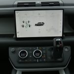 2025 Land Rover Defender 130 D350 SE-touchscreen
