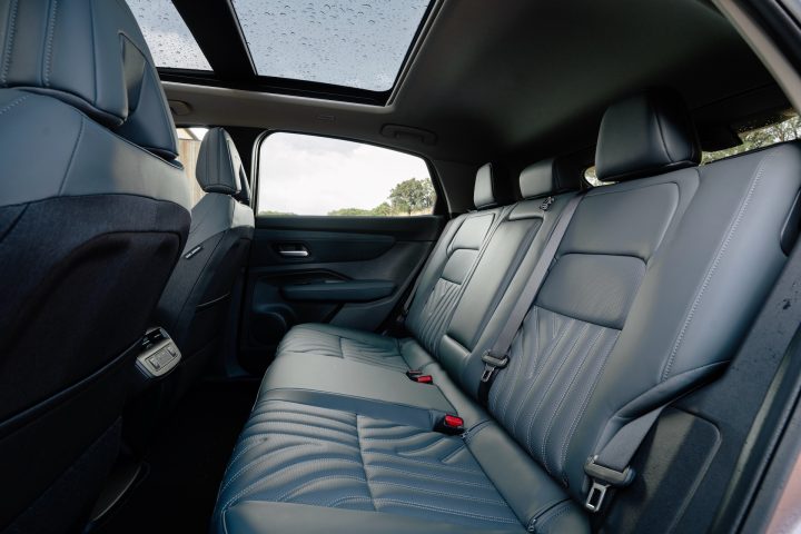 2025 Nissan Ariya Evolve-rear seats