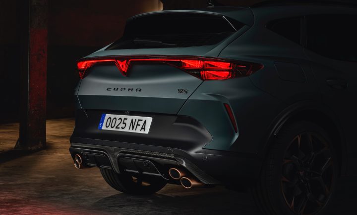 2026 Cupra Formentor VZ5 - exhaust