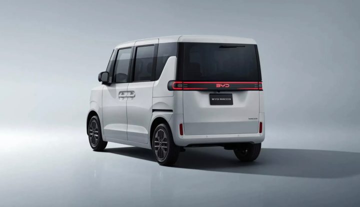 BYD Racco MPV - rear