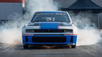 2026 Dodge Charger V8 Drag Pak - burnout