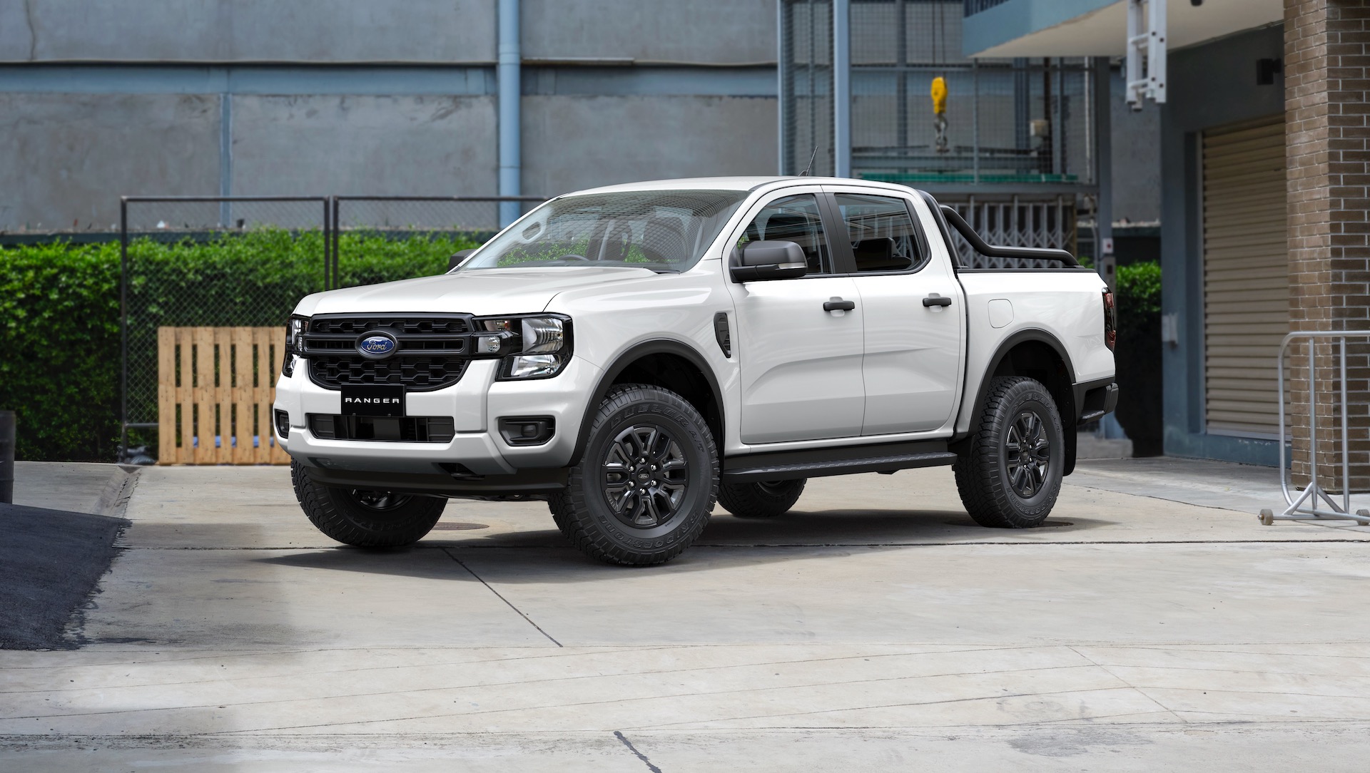 2025 Ford Everest Tremor review – Australian launch (video) | Driving ...