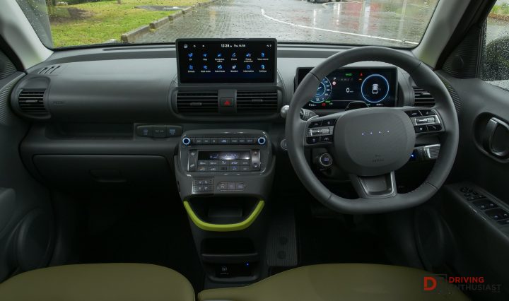 2025 Hyundai Inster Cross-interior