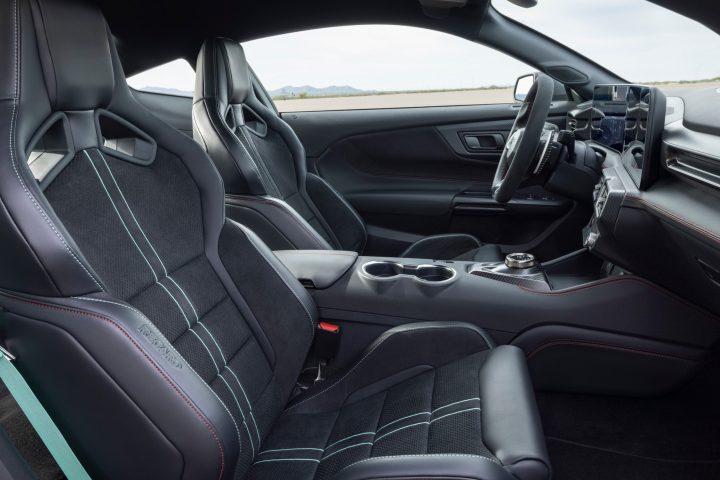 2026 Ford Mustang Dark Horse SC - interior