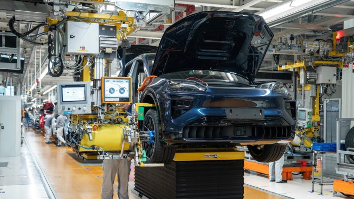 2026 Porsche Cayenne Electric production