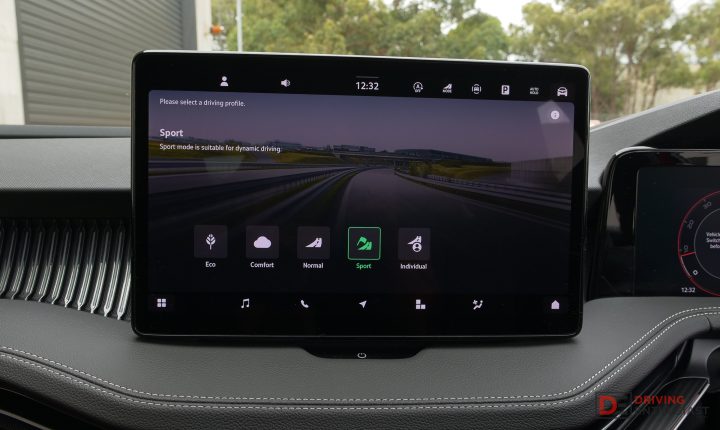 2026 Skoda Superb 195TSI Sportline drive modes