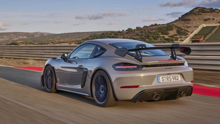 Porsche 718 Cayman GT4 RS