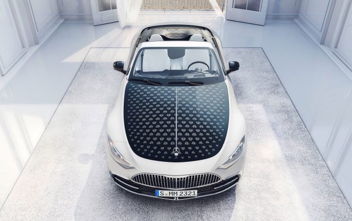 2026 Mercedes-Maybach SL 680 Maybach bonnet