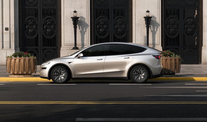 2026 Tesla Model Y L - wheels