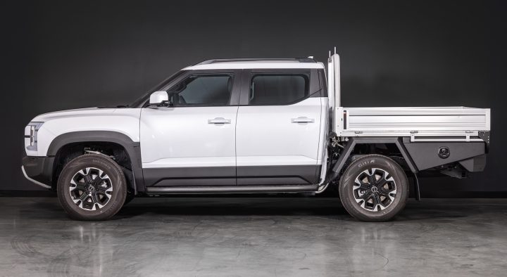 2026 BYD Shark 6 cab-chassis