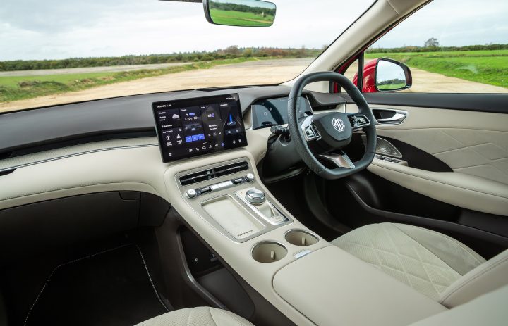 2026 MG S6 EV - interior