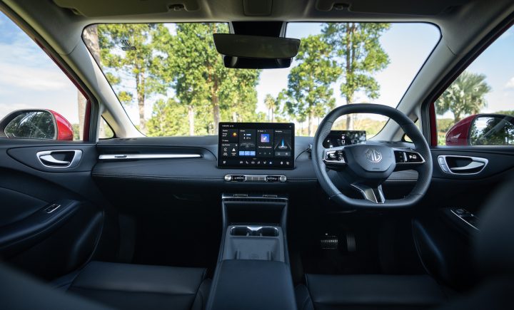 2026 MG4 Urban Essence 54 - interior