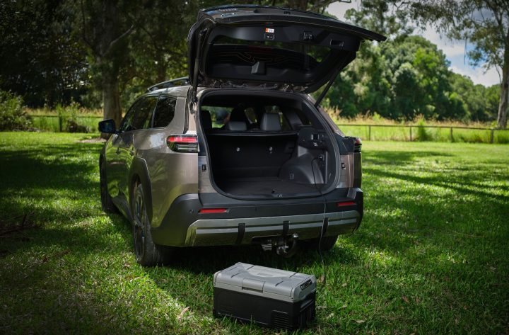 2026 Toyota bZ4X Touring wagon - boot