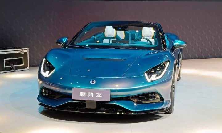 2026 Denza Z Convertible at Beijing Auto Show