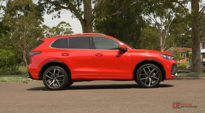 2026 Volkswagen Tiguan 195TSI R-Line - length