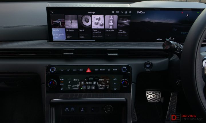 2026 Genesis GV80 Coupe Black - climate control
