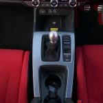 2026 Honda Civic Type R - gear shifter