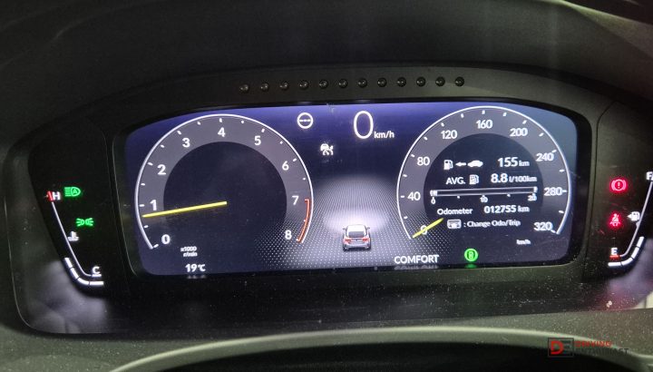 2026 Honda Civic Type R - instrument cluster fuel economy