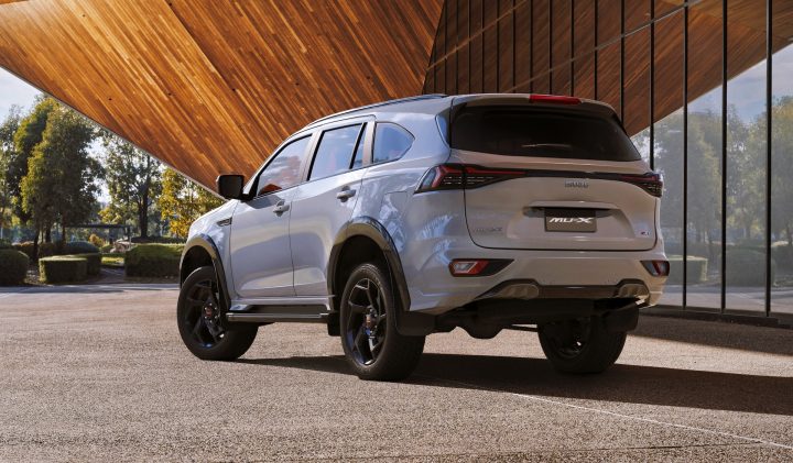 2026 Isuzu MU-X X-Terrain - rear