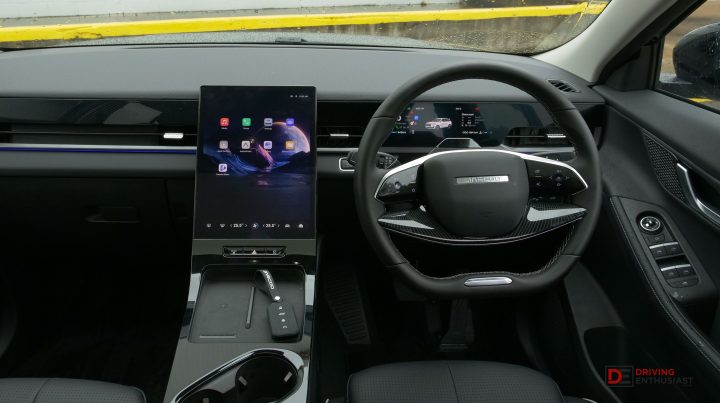 2026 Jaecoo J5 petrol Summit - interior