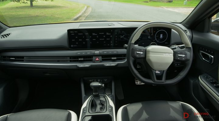 2026 Kia K4 GT-Lne hatch - interior