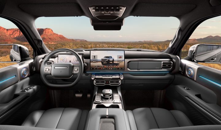 2027 Chery Stockman - interior
