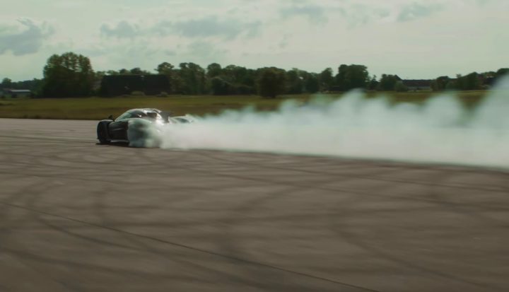 Koenigsegg Jesko Absolut - burnout