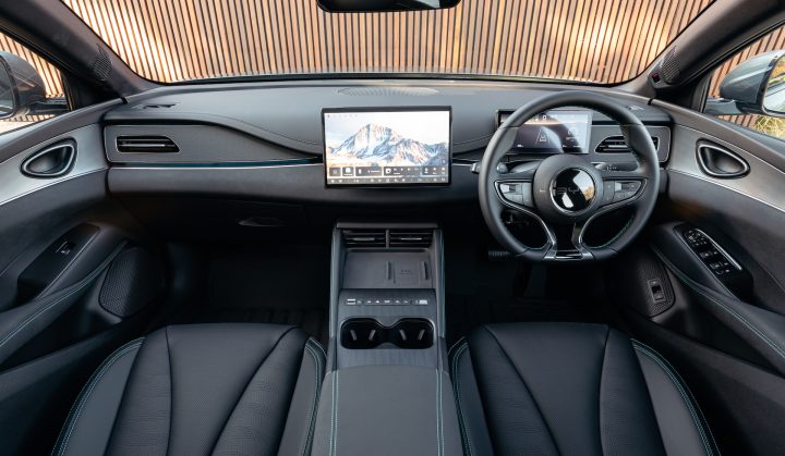 2026 BYD Seal 6 Touring - interior