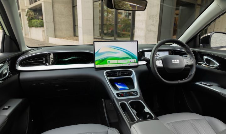 2026 Geely EX2 - interior