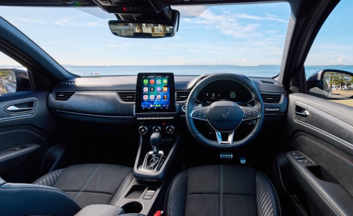 2026 Renault Arkana Esprit Alpine - interior
