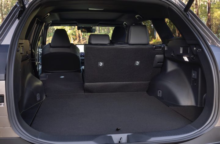 2026 Toyota bZ4X Touring - boot