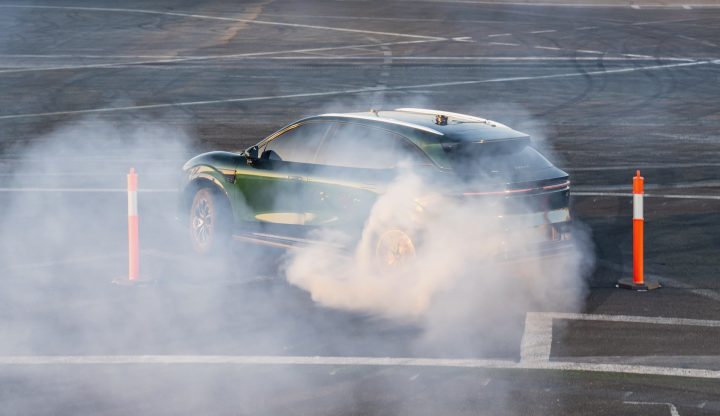 2026 Zeekr 7X drift