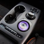 2027 Genesis GV60 Magma - console