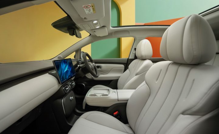 2026 GAC AION UT interior regular model
