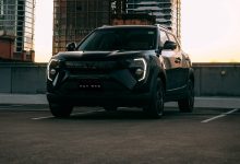 2026 Mahindra XUV 3XO Black Anniversary Edition - front grille