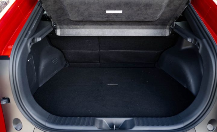 2026 Subaru Uncharted - boot