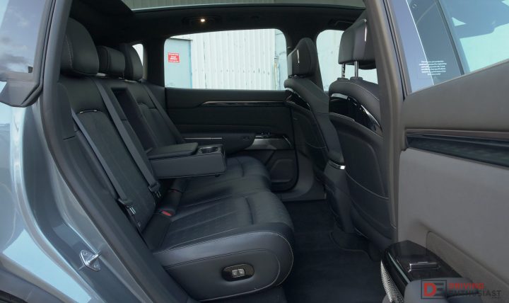2026 Zeekr 7X Long Range - rear seats