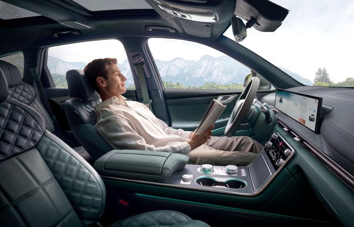 2027 Genesis GV80 Hybrid - interior