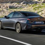 2027 BMW 320