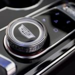 2027 Cadillac LYRIQ-V - console