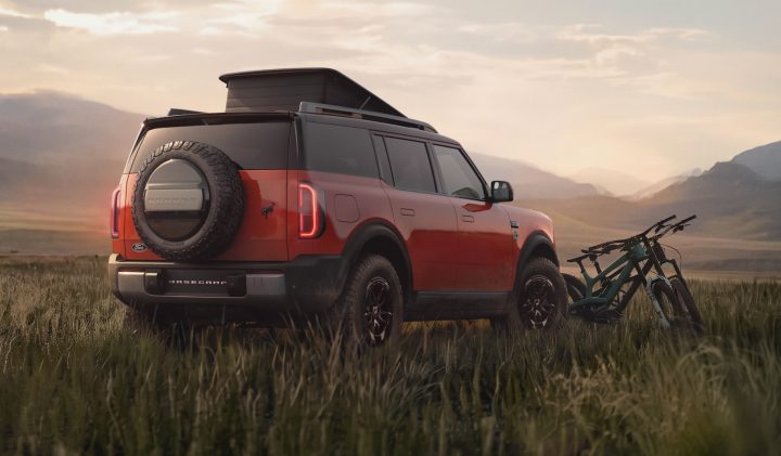 2027 Ford Bronco Basecamp - pop up roof