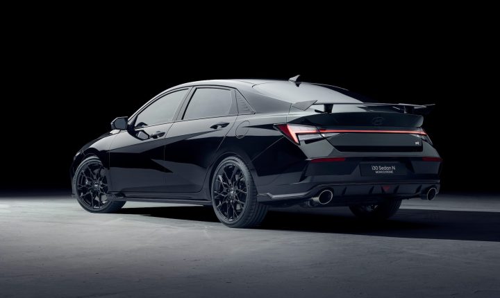 2026 Hyundai i30 Sedan N MONOCHROME - rear spoiler